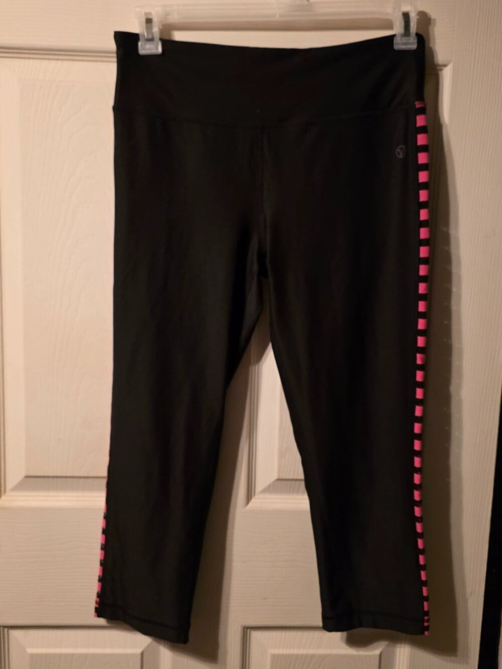 Vogo Athletica Knee-Length Leggings Large
